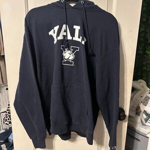 Yale Sweatshirt